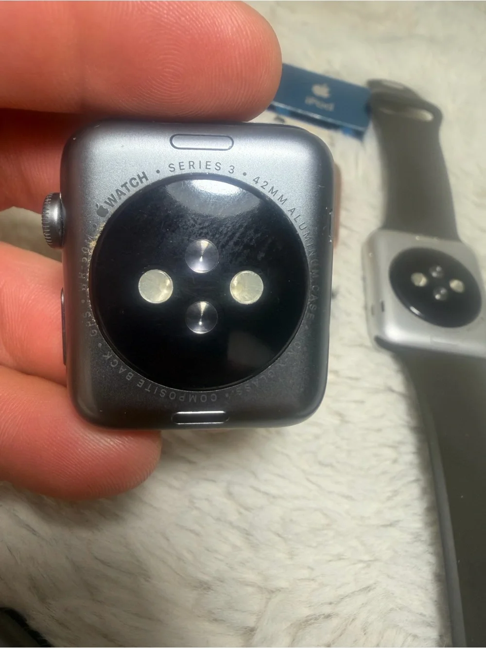 Lot 6 apple devices for parts or repairs please read